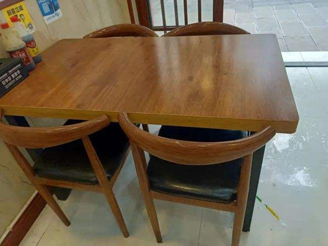 江阴二手桌椅板凳收售